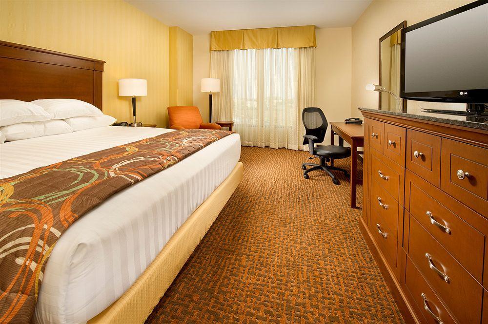 Drury Inn & Suites St. Louis Brentwood Ngoại thất bức ảnh